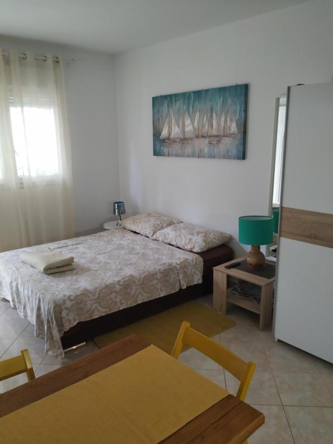 Studio Apartman Violeta II - 50M From The Beach Trogir Zewnętrze zdjęcie