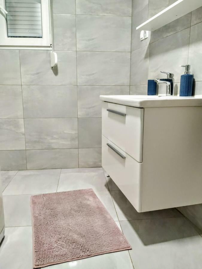 Studio Apartman Violeta II - 50M From The Beach Trogir Zewnętrze zdjęcie