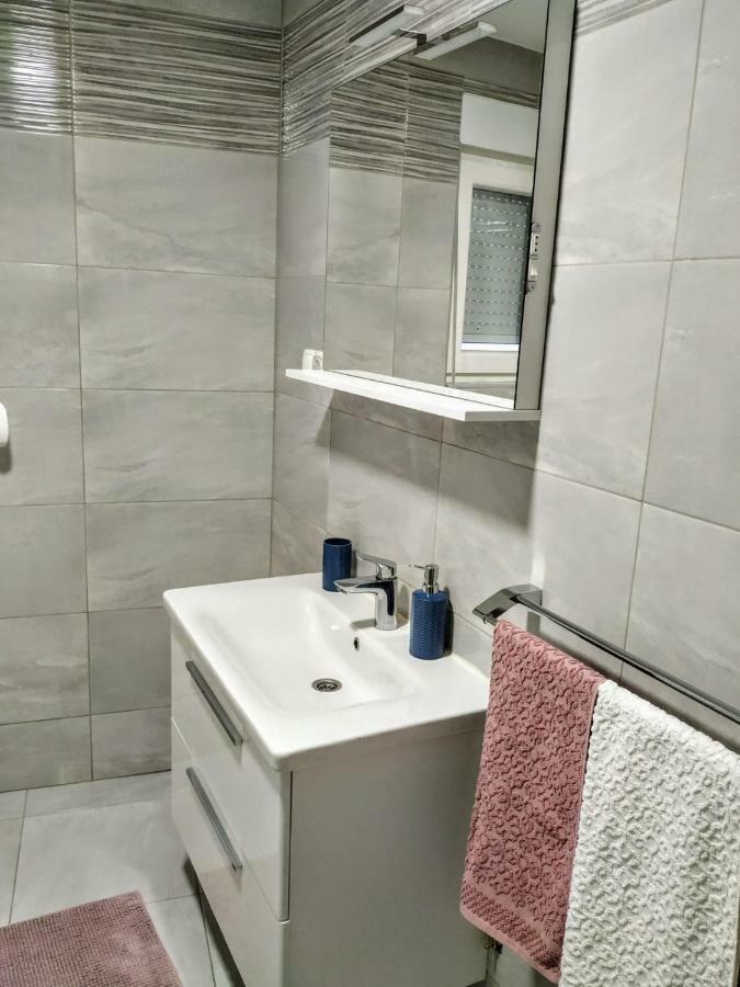 Studio Apartman Violeta II - 50M From The Beach Trogir Zewnętrze zdjęcie